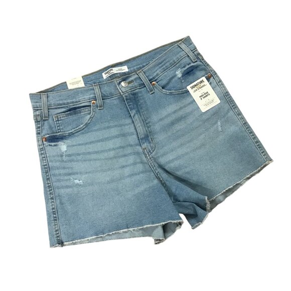 NWT Levis Signature Heritage High-Rise 3" Shorts Light Wash Denim Size 16/W33 - Picture 1 of 8